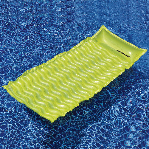 Matelas gonfable de piscine vert anis